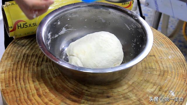 炸馓子的做法和配方，老式馓子的做法和配方（做法和配料毫不保留教给你）