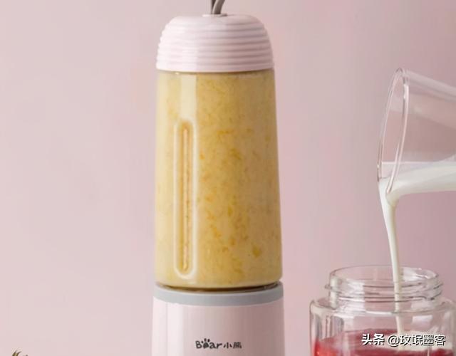 送女朋友什么好，送女朋友什么礼物比较好（实用又贴心的节日礼物推荐）