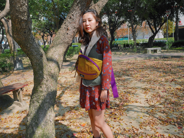 腰包怎么背好看，腰包怎么背好看图解（户外品牌也可以背出新时尚）