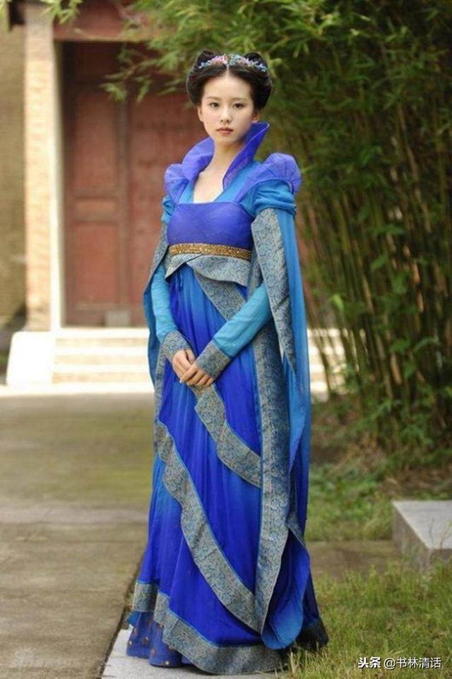 龙葵以及广袖流仙裙，龙葵广袖流仙裙图片（慕沙：看我的金字塔下摆）