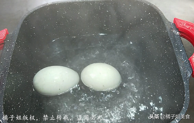 图片[3]-【三色蛋】做法步骤图 美味可口 比大鱼大肉吃着还-起舞食谱网