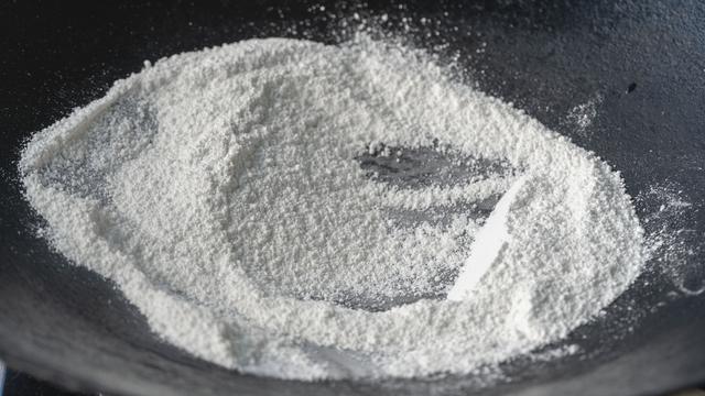 绞肉机能把米打成粉吗，绞肉机可以打糯米粉吗（制作出来的米粉口感润滑）