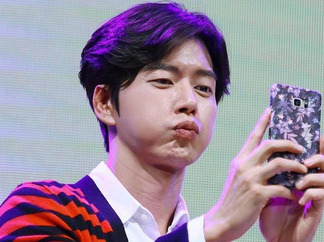 朴海镇主演的电视剧，存货未播就已敲定下一部（韩国演员朴海镇主演的电视剧）