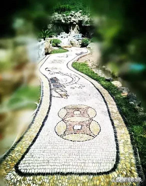 鹅卵石铺装,铺鹅卵石一平米人工费多少钱(超有价值的鹅卵石铺路方法) 鹅卵石铺装,铺鹅卵石一平米人工费多少钱(超有价值的鹅卵石铺路方法)