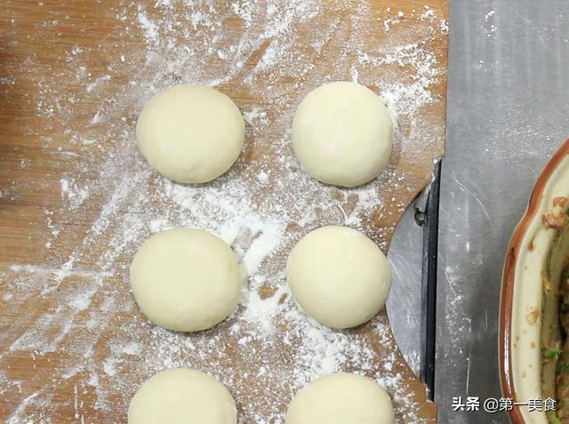 如何自制包子蒸出来更松软，包子蓬松暄软不塌皮