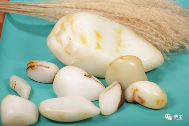 和田玉青玉只要几十块钱是真的吗，和田玉青玉大概多少钱（关于和田玉的一些基础知识普及）