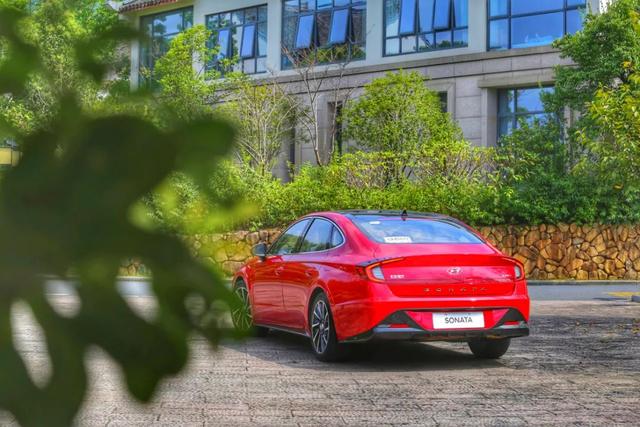 北京现代sonata，北京现代沉浮18年：曾是北汽救命稻草（试驾北京现代第十代索纳塔）