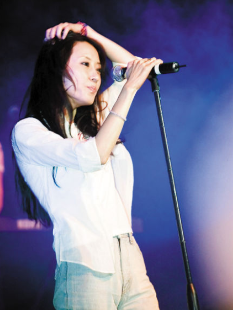 中国内地女摇滚歌手图片