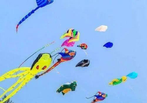 放风筝的古诗，形容“放风筝”的诗句有哪些（读五首诗词，看古人怎样放风筝）