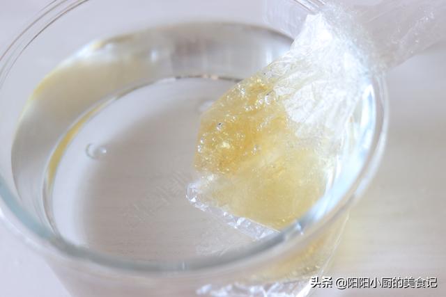 自制奶酪片窍门，怎么做奶酪片（教你在家做双色奶酪）