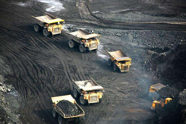 邢利斌女婿李波，邢利斌嫁女晚会（曾一口气送女婿6辆法拉利）