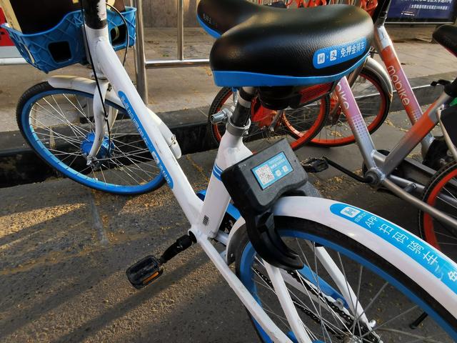 共享单车怎么锁，共享单车如何锁车（否则会被一直记费）