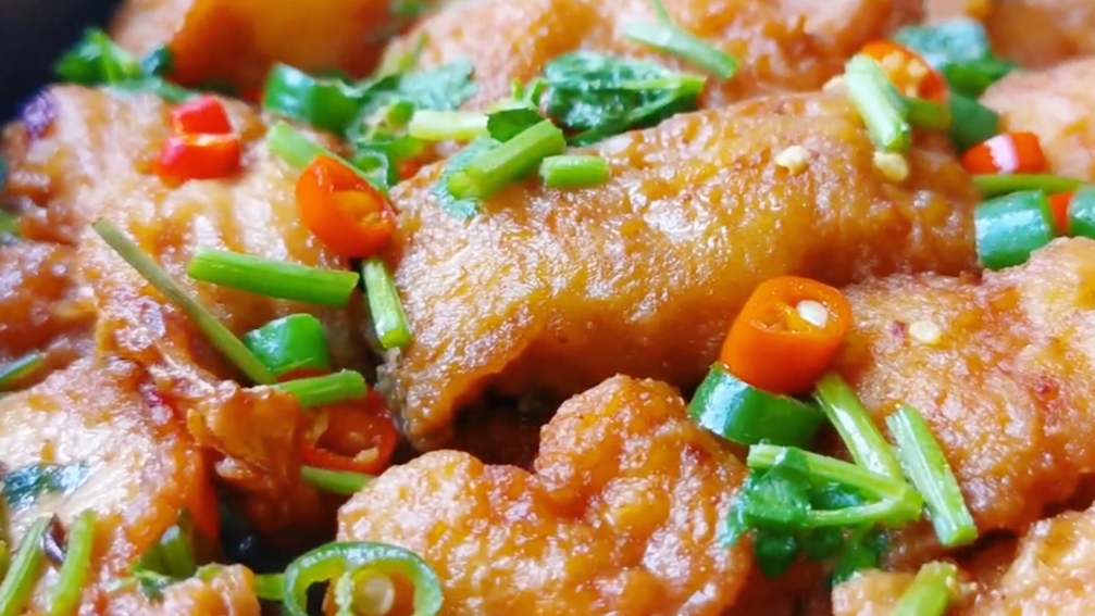 圖片[1]-【豆腐燜魚】做法步驟圖 不加一滴水 上桌瞬間被掃光-起舞食譜網