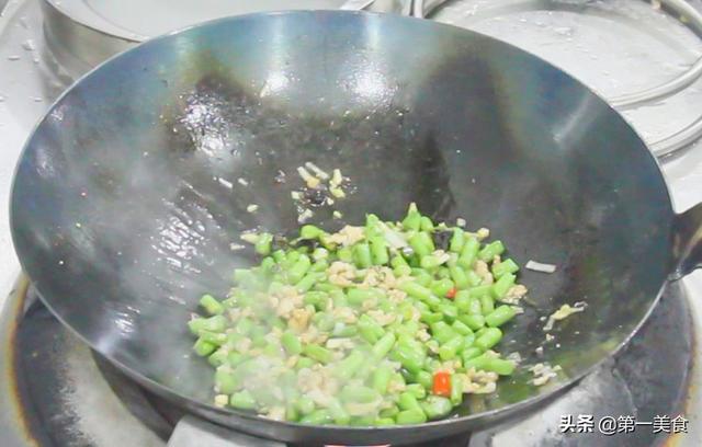 肉末四季豆的家常做法，做一道爽口家常菜