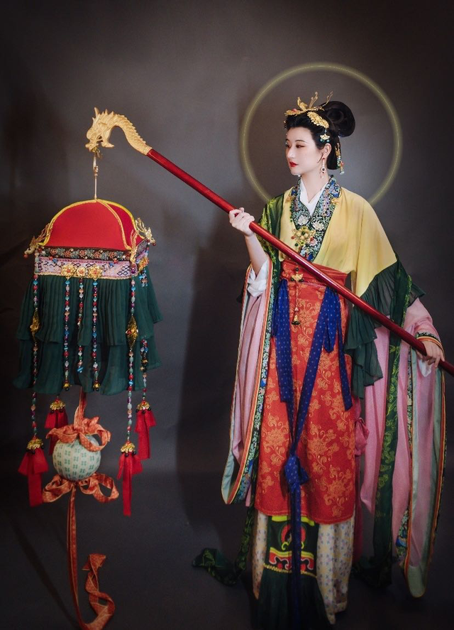 魏晋南北朝时期的服饰装扮，晋朝服饰图片 男（穿上它们你就是仙女无疑了）