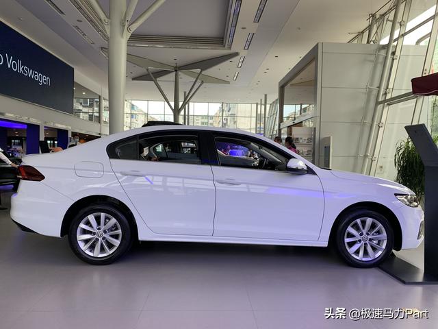 bora是大众什么车，大众宝来裸车价7万5（一台很有性价比的德系车）