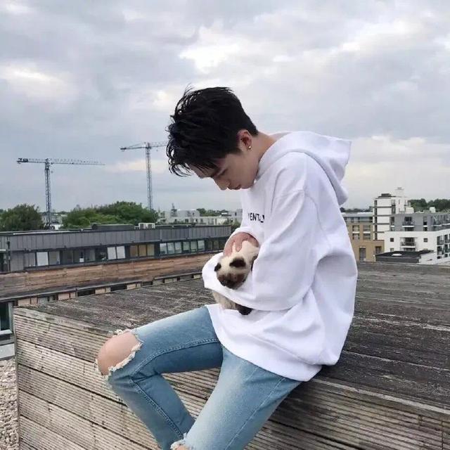 林知晚  个性超帅气男头，微信头像，林知晚  个性超帅气男头（超多个性、帅气男生头像任你选）