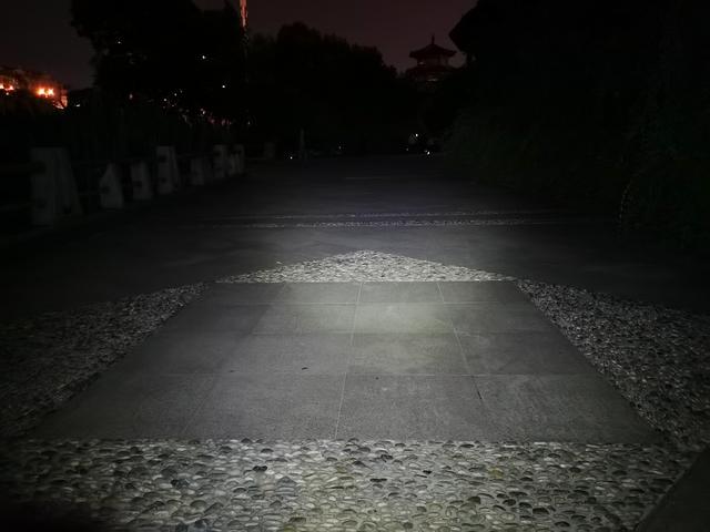 a6061是什么材质，材料6061是什么材质 （多一份关爱，傲雷i1R）