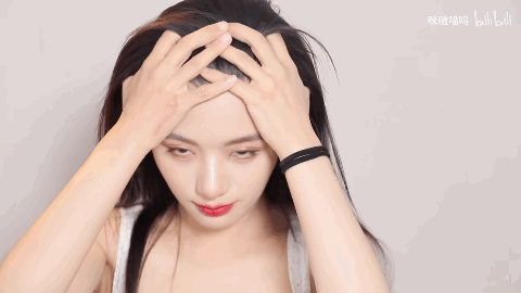 什么发型显脸小显年轻，适合瘦脸的发型（简单易打理的4款发型）