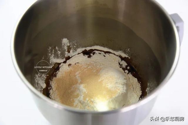 有甜味儿的馒头怎么做，有甜味儿的馒头怎么做的（又香又甜的开花馒头）