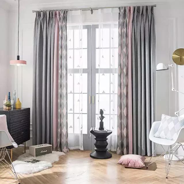 客厅窗帘的最佳颜色高档大气，客厅窗帘的最佳颜色 效果图（挂在客厅高端又大气）