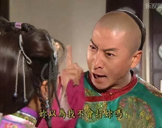 调侃下雨天气幽默句子，调侃下雨天气幽默句子简短（20条笑到头掉的沙雕句子）