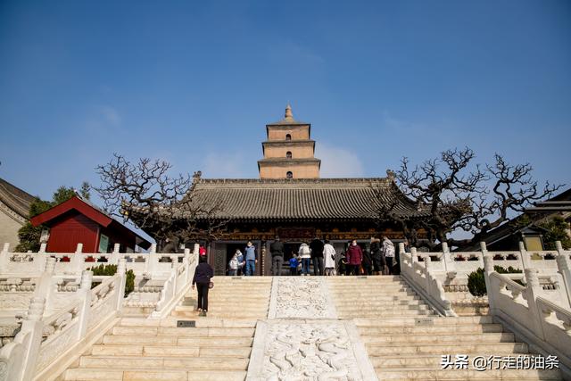 大雁塔的修建和哪位名人有关，大雁塔的修建和哪位名人有关蚂蚁答题（只为玄奘的坚毅和白居易的雁塔题名）