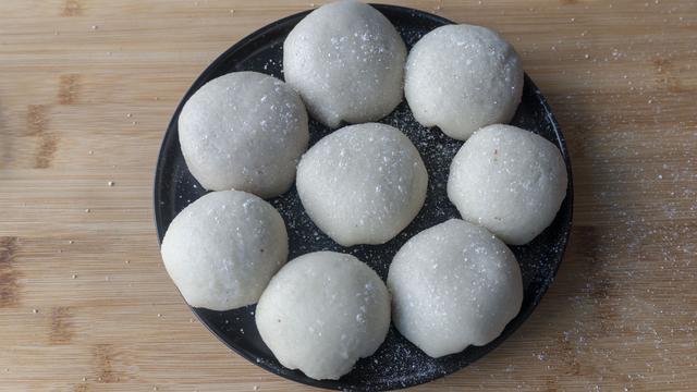 绞肉机能把米打成粉吗，绞肉机可以打糯米粉吗（制作出来的米粉口感润滑）