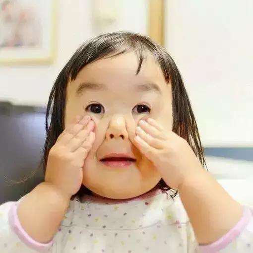 权律二呆萌搞怪可爱图片，权律二头像可爱搞怪（谢飞机、小刚几、权律二…长期霸屏的网红表情包们长大了...）