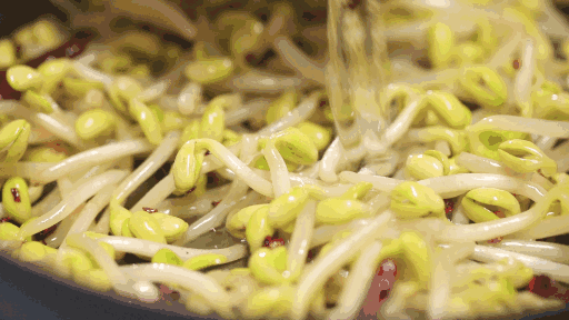 黄豆功效与作用吃法，吃黄豆功效与作用点（护心、抗饿、…大豆竟然有这么多功效）