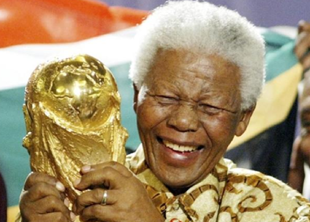 曼德拉简介，曼德拉是什么（南非国父曼德拉——圣人还是罪人）