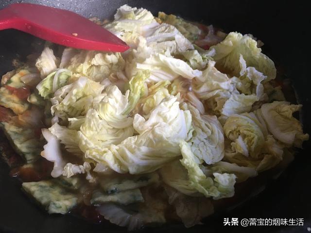 萝卜豆腐丸子汤的做法，萝卜豆腐丸子汤（冬日早餐也不能亏待自己的胃）