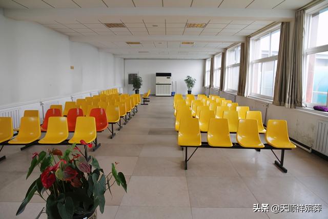 遗体告别仪式流程，追悼会告别仪式具体的流程（殡仪馆遗体告别仪式要多久）