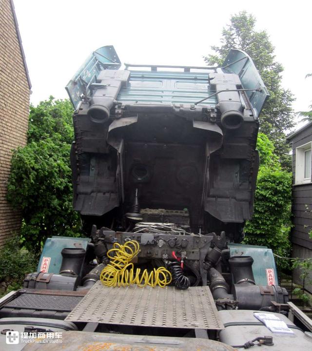 f2000突击步枪，fnf2000突击步枪（配V10发动机的曼恩F2000卡车）