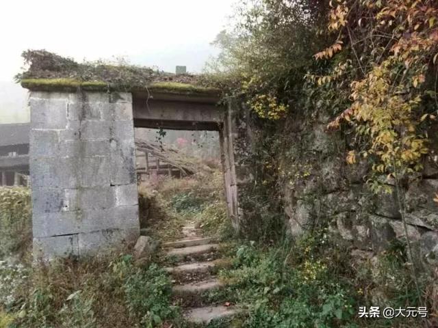 贺氏家族根部在什么地方,贺氏家族辈分(绥宁贺氏家族的“石门楼”) 贺氏家族根部在什么地方,贺氏家族辈分(绥宁贺氏家族的“石门楼”)