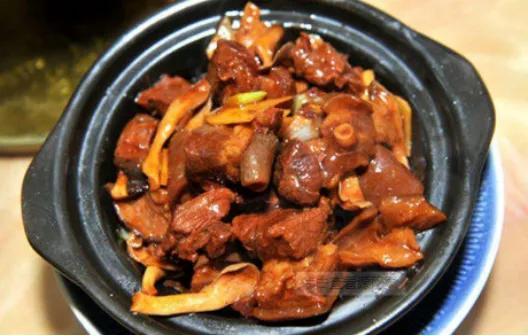 红烧驴肉的家常做法，怎样做红烧驴肉好吃（美食教程之“红烧驴肉”）