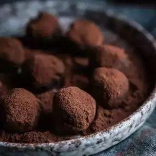 什么叫松露巧克力，松露巧克力的制造办法（松露巧克力）