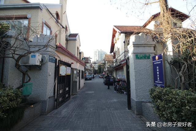 什么是弹簧地板，什么是弹簧地板材质（愚园路上的优秀历史保护建筑和名人故居）