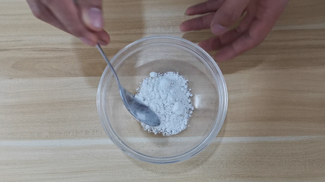 怎样自制万能胶水，怎样自制万能胶水简单（教你一招自制万能胶水）