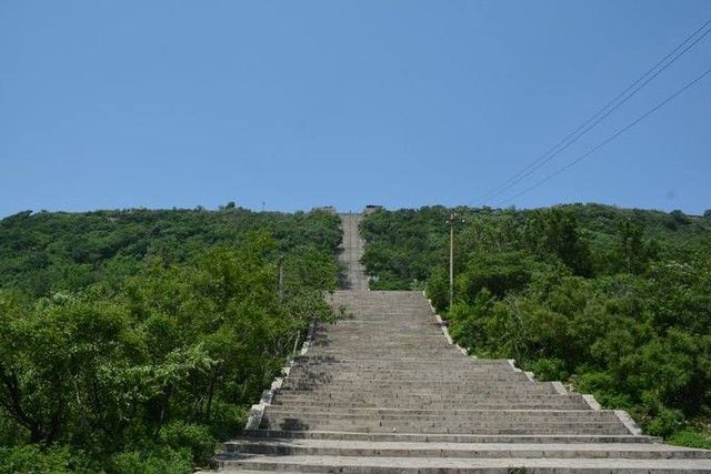 平顶山名字的由来，平顶山为什么叫平顶山（河南平顶山市为何叫这个名）