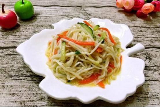 红烧鲶鱼的做法，红烧鱼的制作（春季美食推荐：红烧鲶鱼）