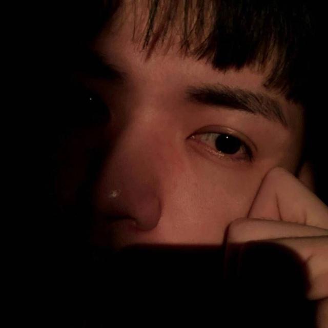 雨总太帅了吧，微信头像，雨总太帅了吧（因为它带来天空的味道）