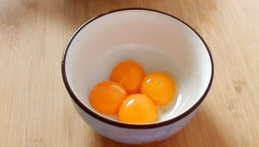 圖片[2]-【電飯鍋蛋糕】做法步驟圖 一次成功 比烤的還好吃-起舞食譜網(wǎng)