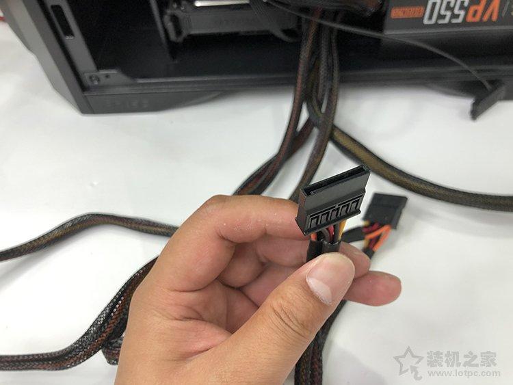 电脑主机的结构图解说明，主机箱内部结构图高清带名称及介绍