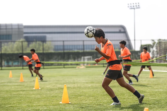 足球核心力量怎么练，足球核心力量训练（肌肉增强及力量训练干货）