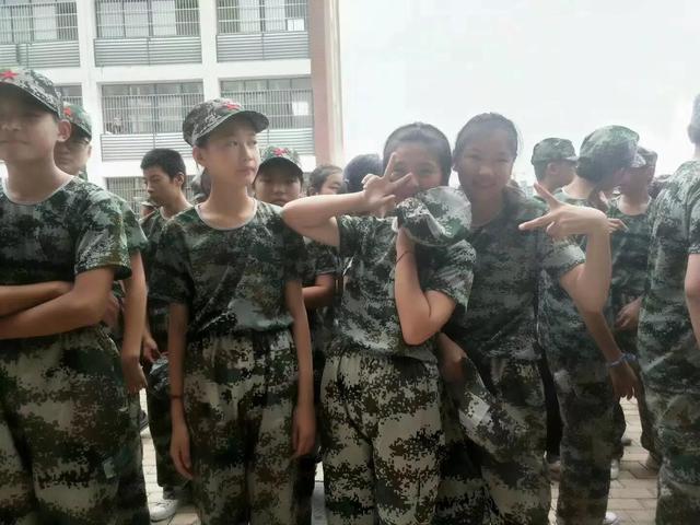 学生军训的意义，为什么学生要进行军训意义是什么（军训的目的及意义）