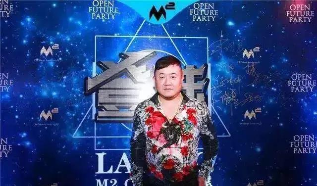 孙小果身世 果然牛，孙小果的出生（孙小果的家庭背景很强大）