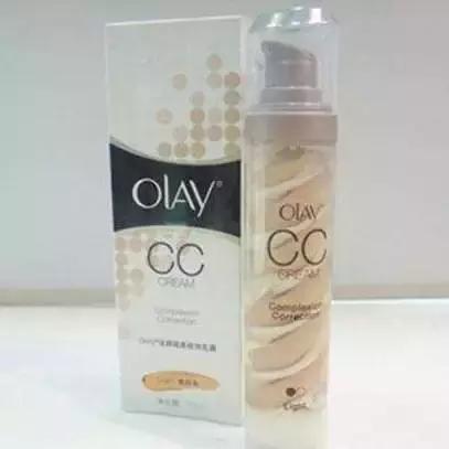 BB霜和气垫BB有什么区别，气垫bb和bb霜的区别（BB霜、气垫、粉底液、素颜霜...这些底妆区别在哪）