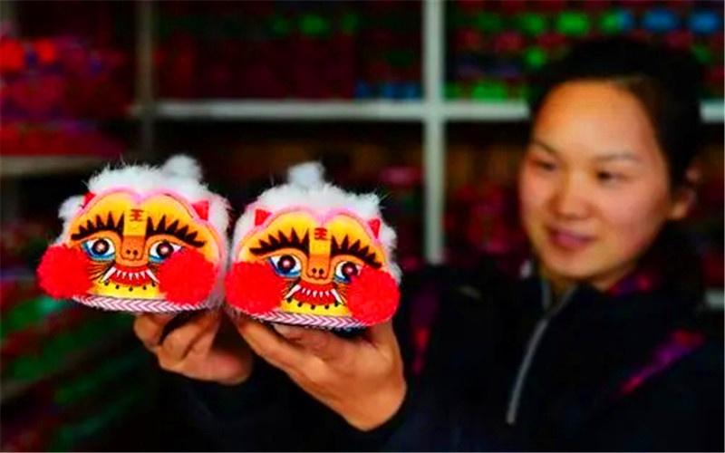 在家干的手工活(家里做的手工活哪里有)