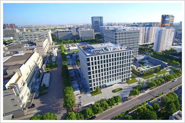 张忠谋为什么不回大陆，张忠谋（他要为中国半导体做些事情）